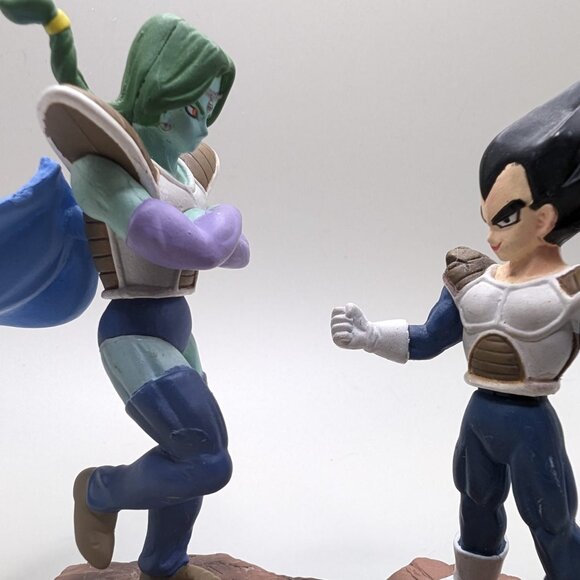 Dragon Ball Z Figurine Figure Capsule 2 Diorama Space Battle Zarbon vs Vegeta - Picture 7 of 9